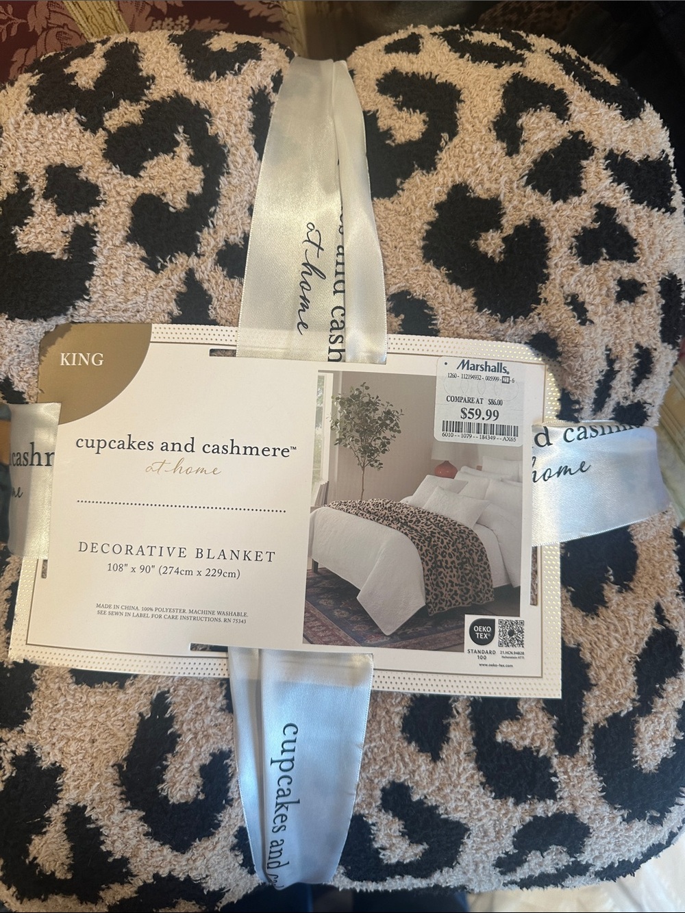 cupcakes & cashmere Black and Cream Plush Decorative Blanket